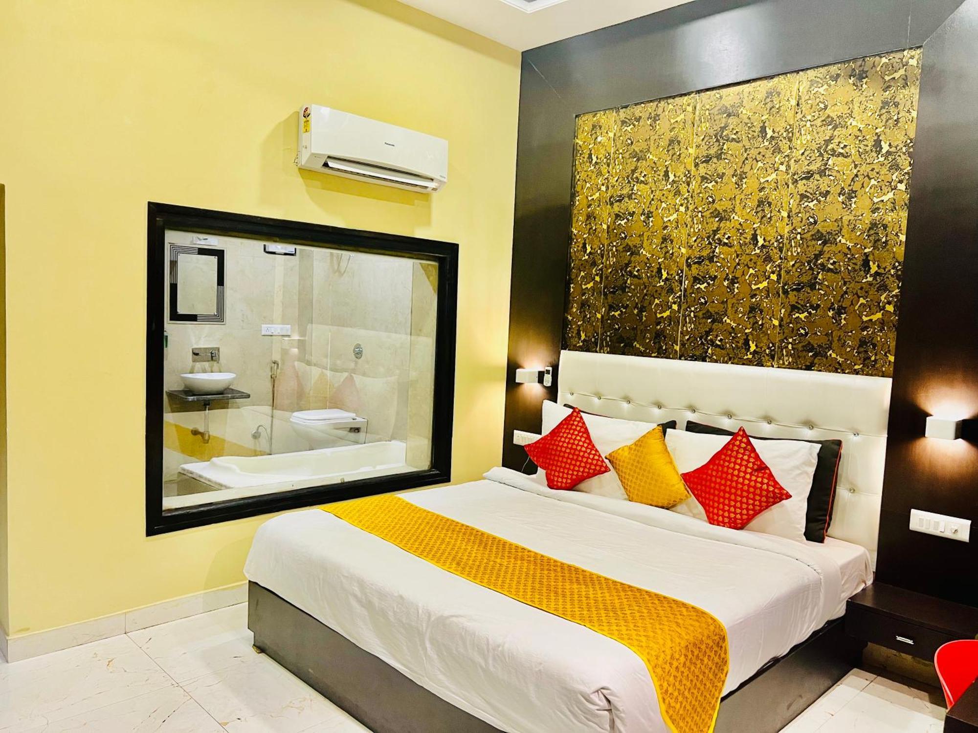 Hotel Grand Bhagwat, Udaipur Exterior foto