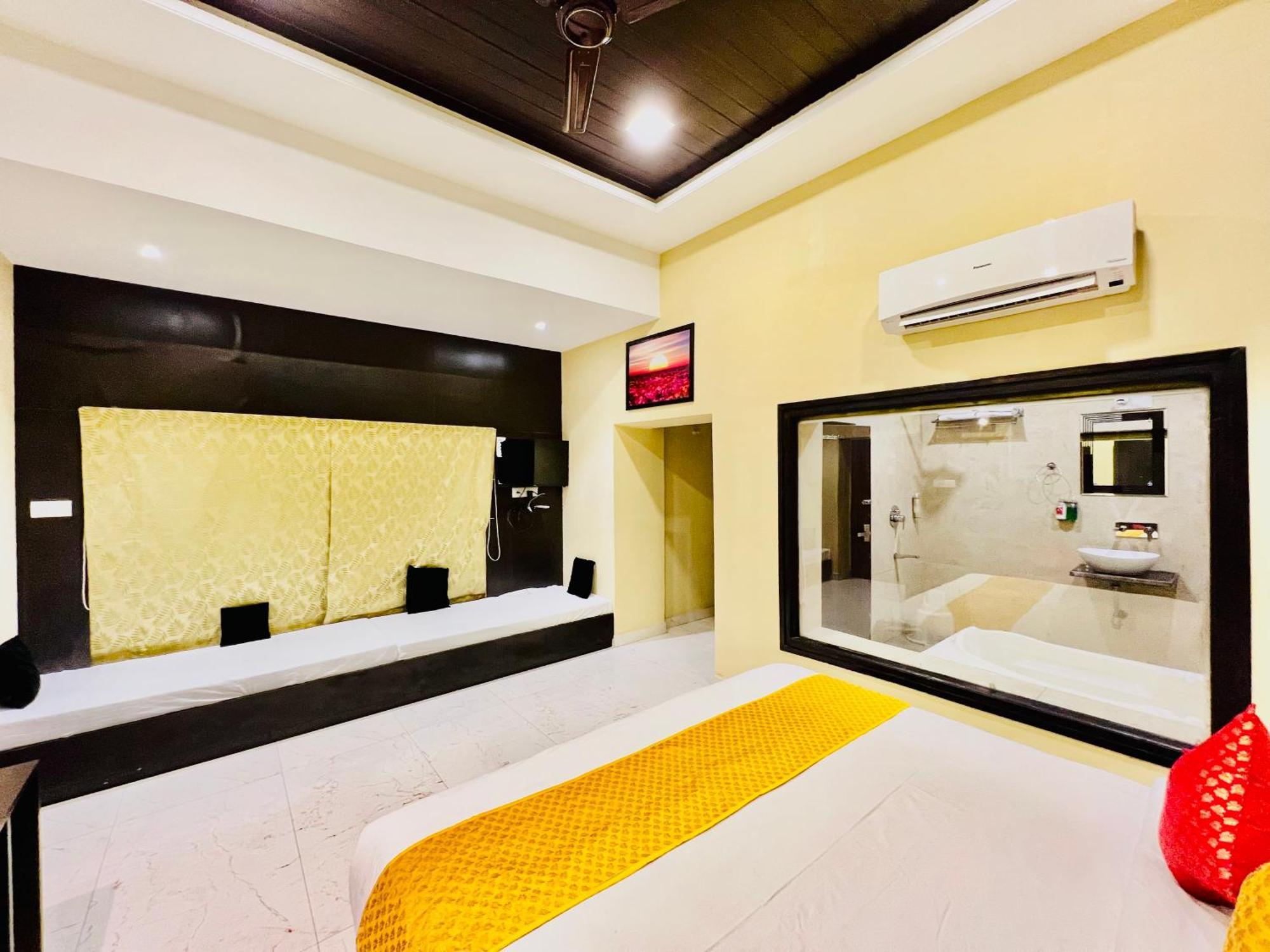 Hotel Grand Bhagwat, Udaipur Exterior foto